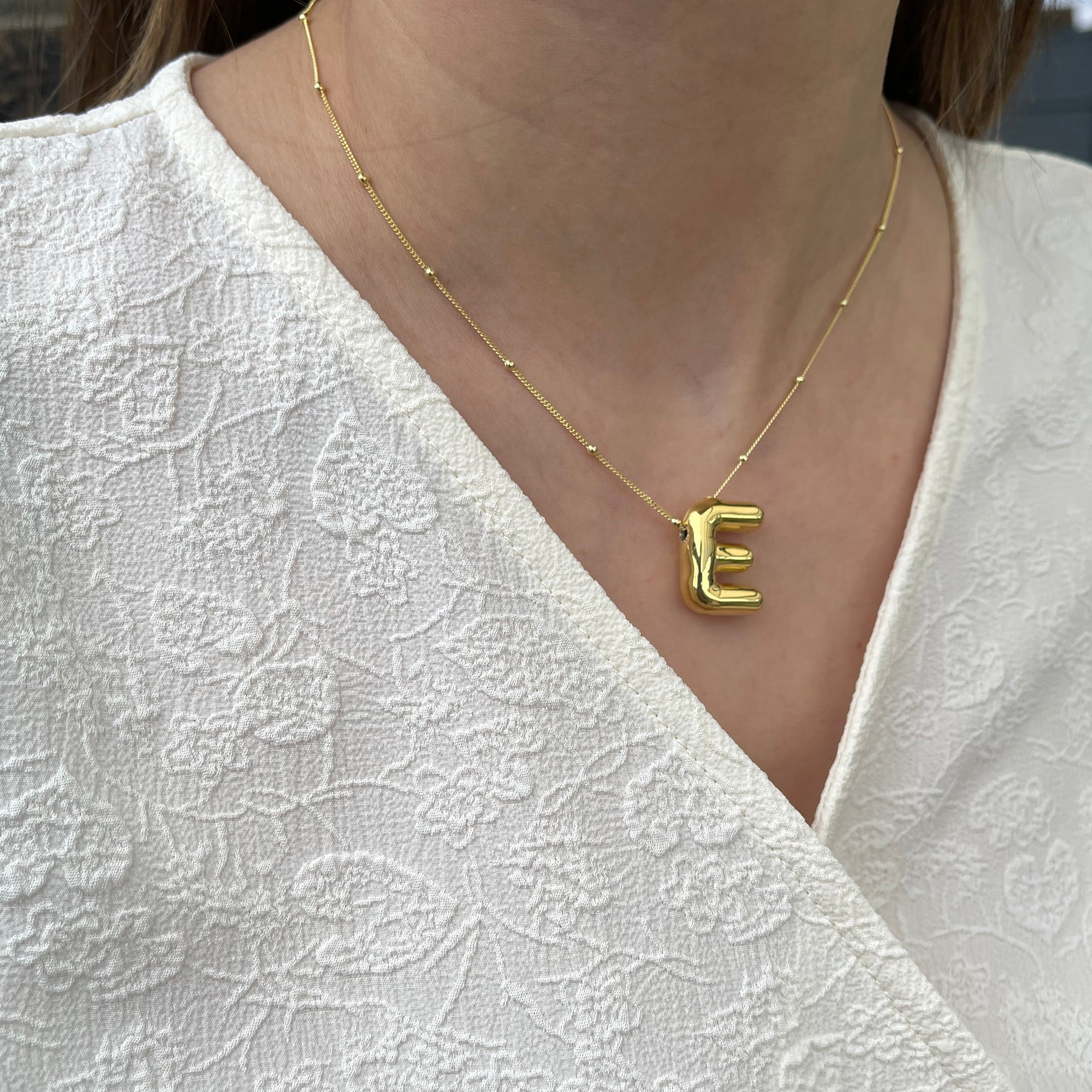 Ballon Initiaal & Letter Ketting – Gepersonaliseerd, Verguld Zilver Emiza Jewellery